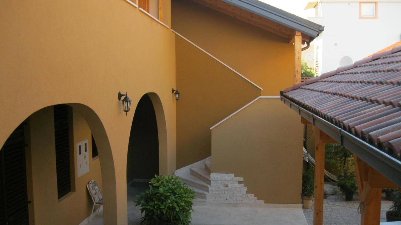 M&M Apartments Biograd Na Moru Buitenkant foto